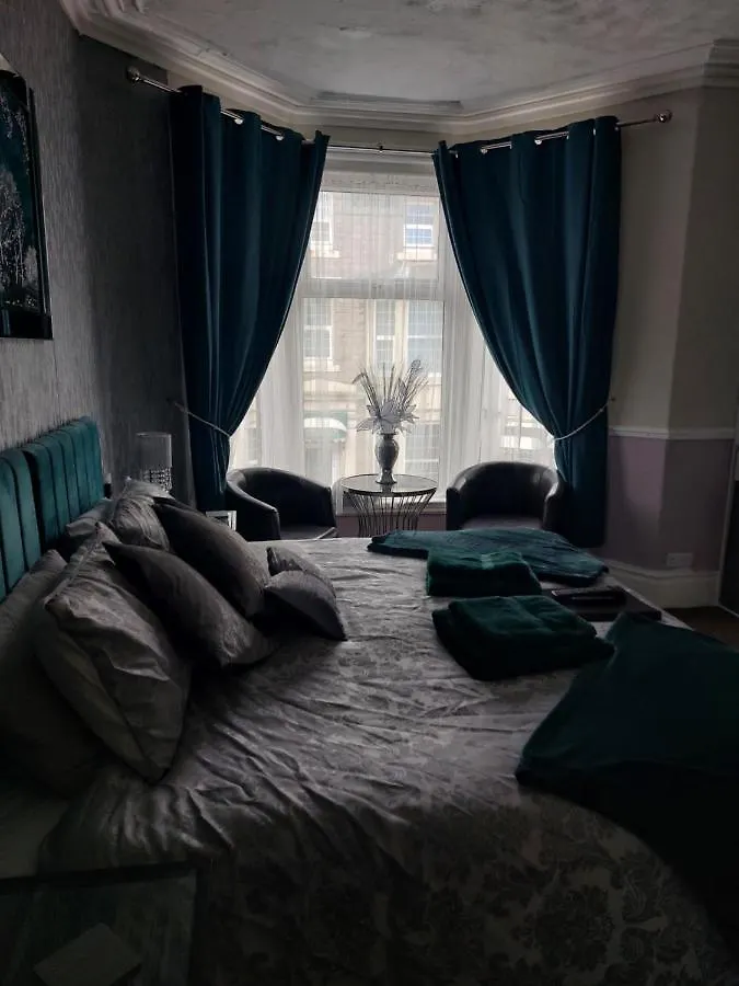 Guest house Lynbar Guesthouse Blackpool
