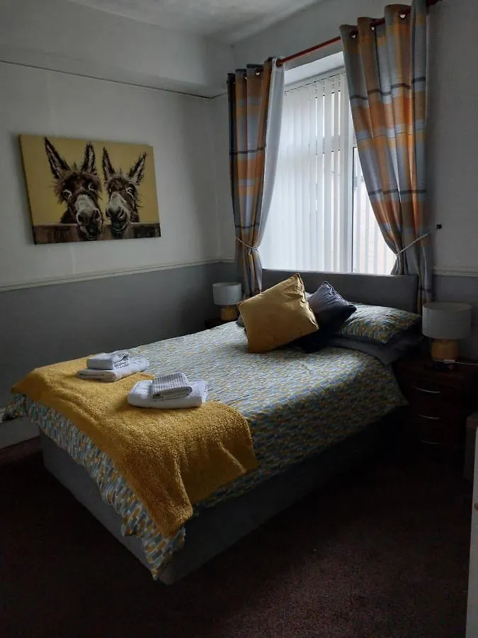 Lynbar Guesthouse بلاكبول بيت ضيافة